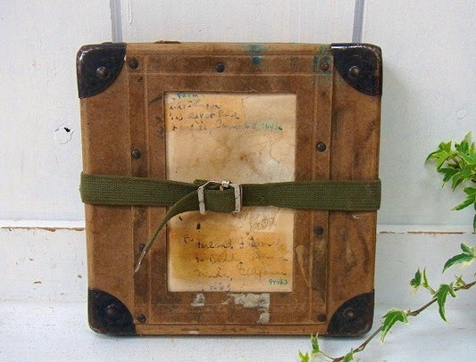 小さな映写機用・ヴィンテージ・フィルムケース/リールケース USA