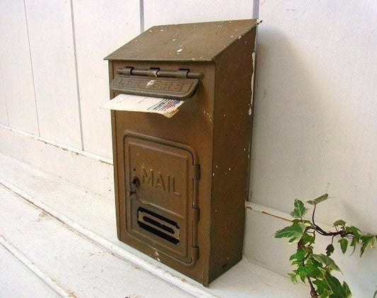 【CORBIN】ゴールド色・ティン製・アンティーク・メールボックス/郵便受け/ポスト USA
