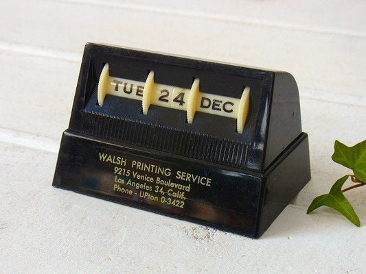 ノベルティ・プラスティック製・ヴィンテージ・デスクカレンダー/卓上カレンダー USA