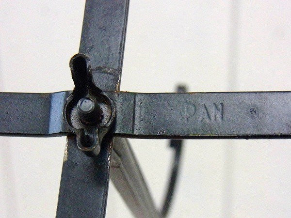 ヴィンテージ・アイアン製・マグツリー/マグカップホルダー(4脚用)