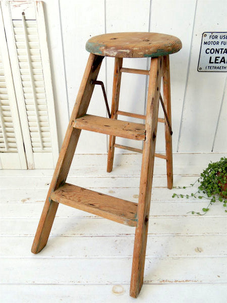 【シャビーシック】緑色×ペンキ×木製・アンティーク・OLD・ステップラダー/脚立/ステップツール