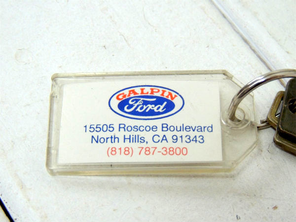 【フォード・CALIFORNIA】ネームキーホルダー・USA・ビンテージ・鍵2本・アドバタイジング