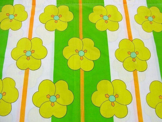 カラフル&ポップ・花柄ヴィンテージ・ユーズドシーツ(1/2)USA