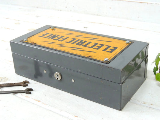 【Steelmaster】サインプレート付き・ヴィンテージ・スチールボックス/インダストリアル/工業