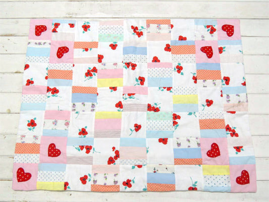 花柄&ハート柄&ゾウ柄・パッチワーク・ヴィンテージ・リバーシブル・ベビーマット・ハンドメイド USA