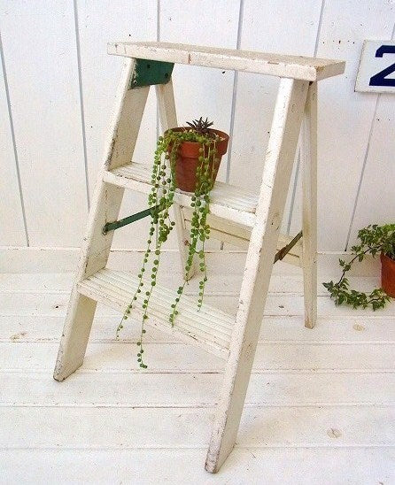 白色のシャビーな木製・アンティーク・ステップラダー/脚立 USA
