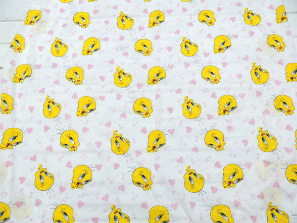 【トゥイーティー】ルーニーテューンズ・ハート柄・ベビーサイズ・ユーズドシーツ(ボックスタイプ)