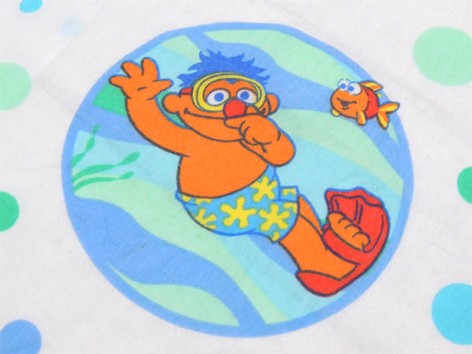 【セサミストリートの仲間たち】マリンレジャー柄・ベビーサイズ・ユーズドシーツ(ボックスタイプ)