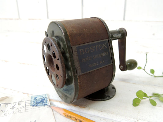 【BOSTON・MODEL KS】1930's・アンティーク・ペンシルシャープナー・鉛筆削り・USA