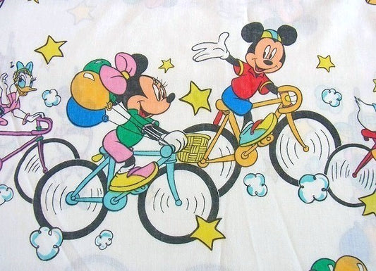 【ミッキー&フレンズ】自転車・サイクリング柄・ヴィンテージ・ユーズドシーツ(ボックスタイプ) USA
