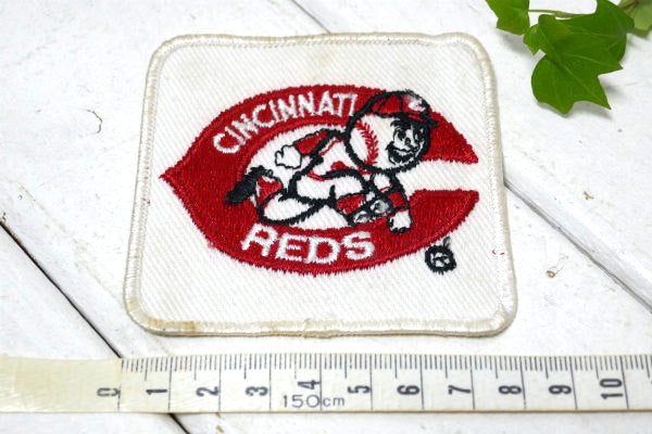 US 野球 メジャーリーグ CINCINNATI REDS ヴィンテージ・ワッペン 刺繍 アップリケ
