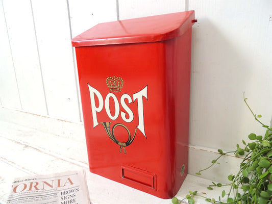 【J H Produkt】スウェーデン製・赤色・ヴィンテージ・メールボックス/郵便受け/ポスト