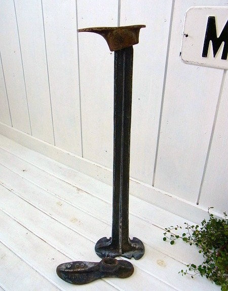 キャストアイアン製・アンティーク・靴型・スタンド・USA