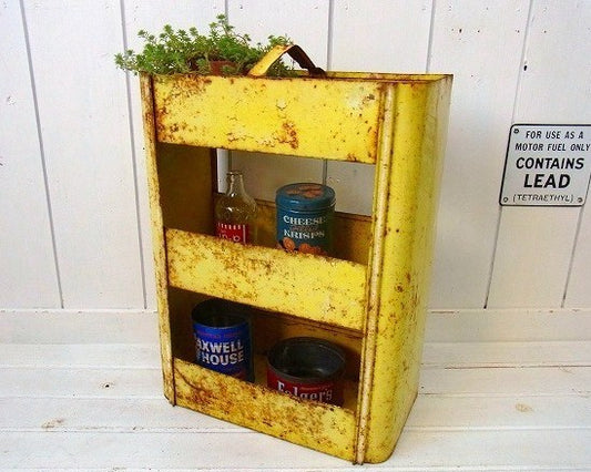 イエローのシャビーなティン製・アンティーク・3段ベジタブルラック/シェルフ USA