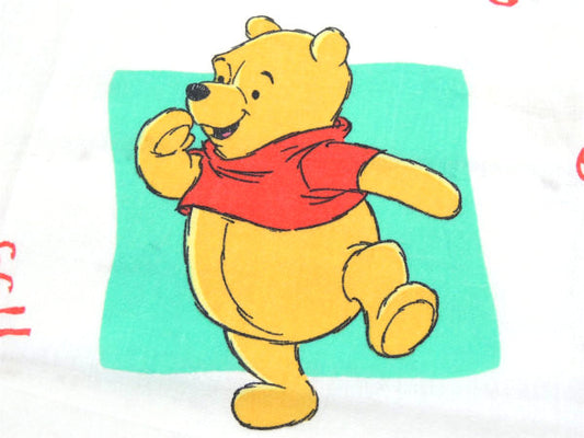 【くまのプーさんと森の仲間たち】USA・カラフル・ベビーサイズ・ユーズドシーツ