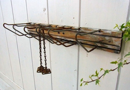 【白いペンキ・木製】ヴィンテージ・7連・ウォールフック/壁掛けフック USA