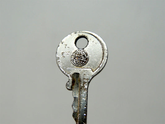 【GLOBE・地球】ヴィンテージ・古鍵・key・キー・USA