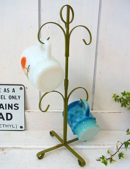 オリーブグリーン色・ヴィンテージ・アイアン製・マグツリー/マグカップホルダー