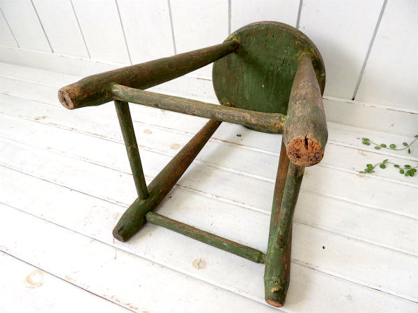 グリーン・丸椅子 シャビーな 木製 イス・アンティーク・スツール・チェア カリフォルニア