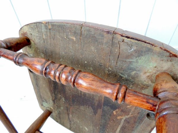 【彫刻模様】子供用のアンティーク・ロッキングチェア/子供イス/アーリーアメリカン/木製椅子