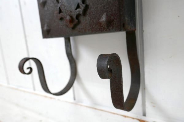 新聞受け付き・クラシカルデザイン・アイアン・ヴィンテージ・メールボックス・郵便受け・ポスト・シャビー