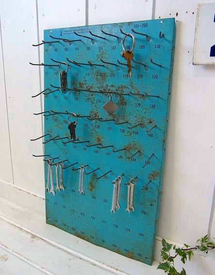 水色の大きなヴィンテージ・鍵フック/キーフック/インダストリアル USA