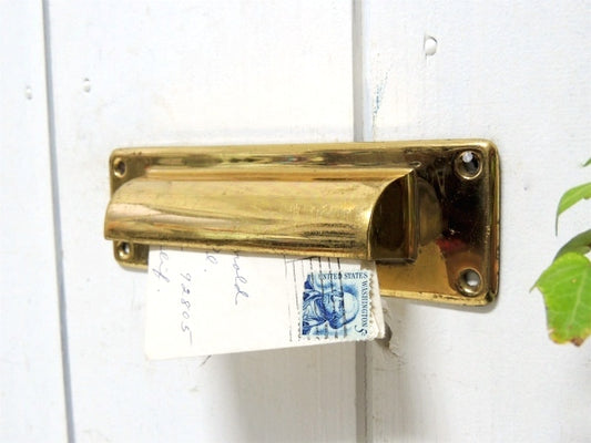 【USA・ゴールドトーン】真鍮製・アンティーク・レタースロット/レターポスト/郵便受け