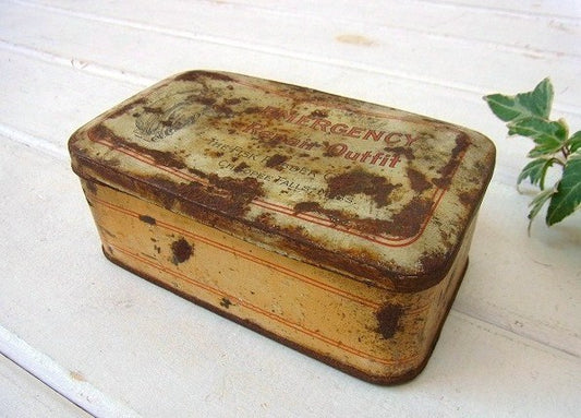 フィスクタイヤ・小さなアンティーク・救急箱/ティン缶 USA