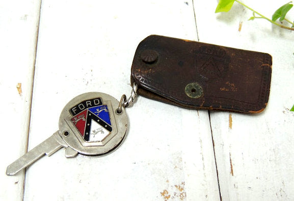 【FORD・Calif】フォード・ヴィンテージ・革・レザーキーケース・鍵2本付き・