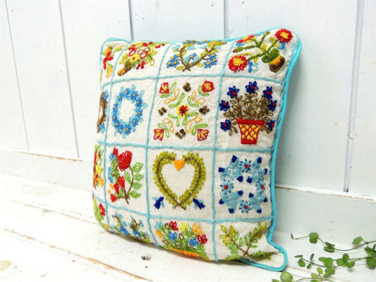 ハンドステッチ・花柄・ハンドメイド・刺繍・ヴィンテージ・クッション・インテリア USA