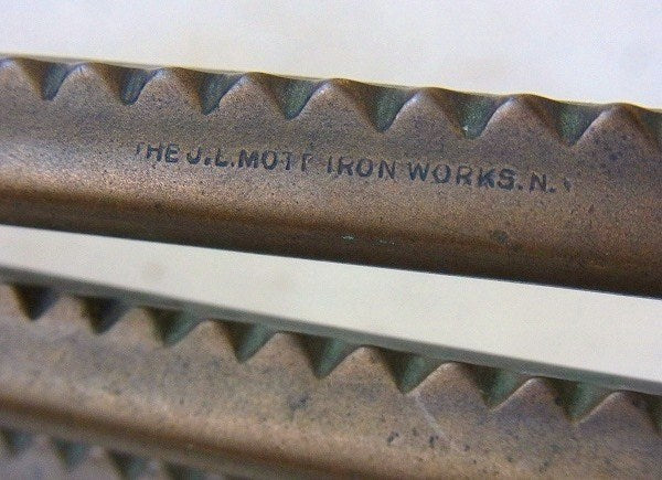 J.L.MottIronWorks 船内用 真鍮製・可動式・アンティーク・フック/ハンガー・船