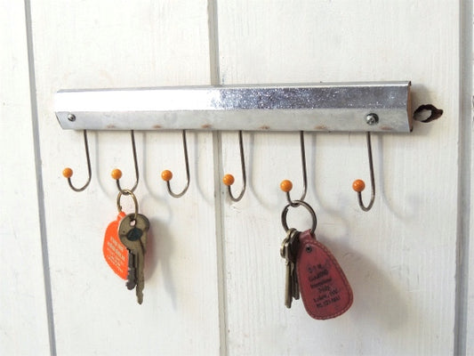 レトロデザイン・木製×メタル製・壁掛け式・ヴィンテージ・ウォールフック・壁掛けフック・6連フック