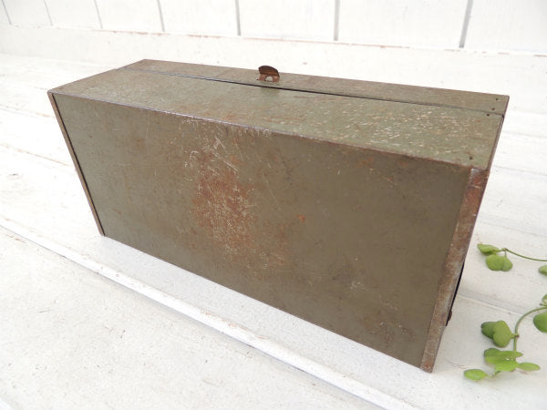 【アーミー&ミリタリーカラー】ブリキ製・ヴィンテージ・ツールボックス・工具箱・工業系