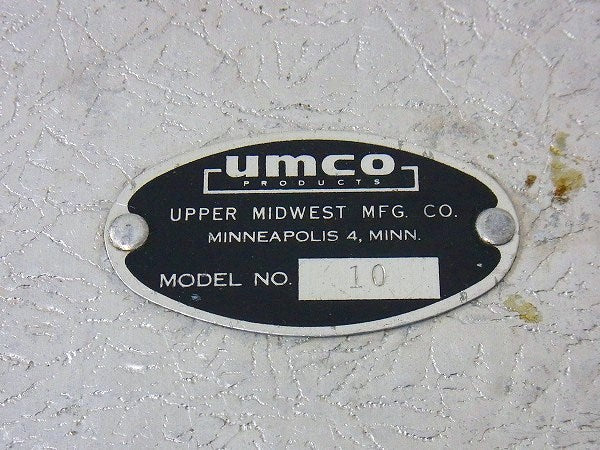【UMCO】アムコ・アルミ製・フィッシング用・ヴィンテージ・タックルケース/ルアーケース USA