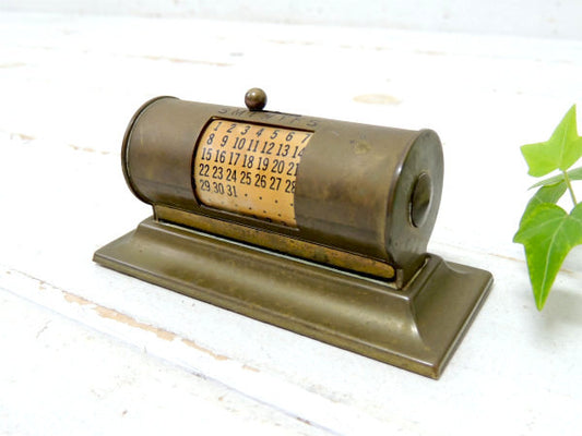 【パークシャーマン】ノスタルジックな真鍮製・アンティーク・デスクカレンダー/卓上カレンダー USA