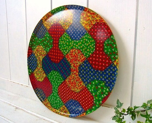 カラフルな小花のパッチワーク柄・ファイバーグラス製・ヴィンテージ・トレイ/盆 USA