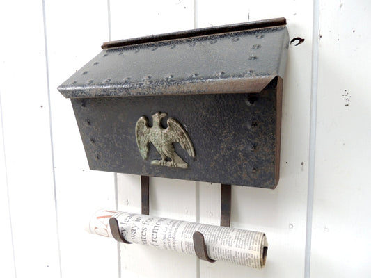 【イーグルモチーフ】新聞受け付き・横型・アンティーク・メールボックス/郵便受け/ポスト USA