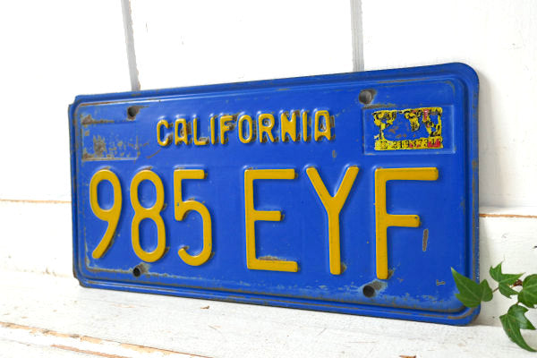 985 EYF 1969's~・青色 カリフォルニア ヴィンテージ ナンバープレート USA