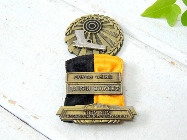 1968s GUN CLUB ピストル モチーフ・勲章 バッジ・ビンテージ・メダル 鉄砲