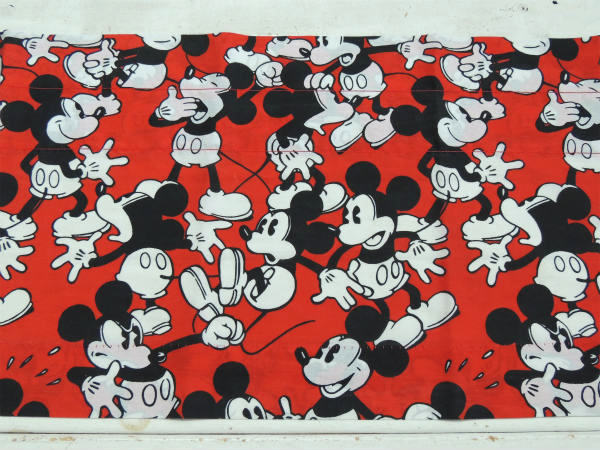 【ミッキーマウス総柄】ディズニー・ヴィンテージ・カーテン/生地/ファブリック USA