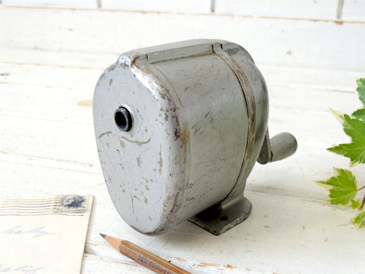 【シルバートーン】工業系・ヴィンテージ・ペンシルシャープナー・鉛筆削り・ウッドハンドル・文房具