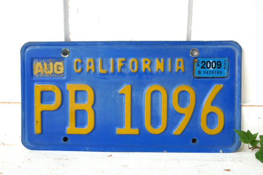 PB 1096・青色 カリフォルニア 1969's~ ヴィンテージ ナンバープレート USA