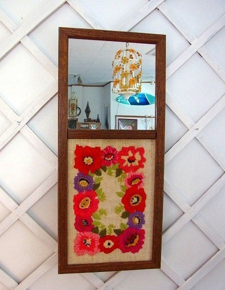 フラワー刺繍入り・ヴィンテージ・ミラー/鏡 USA