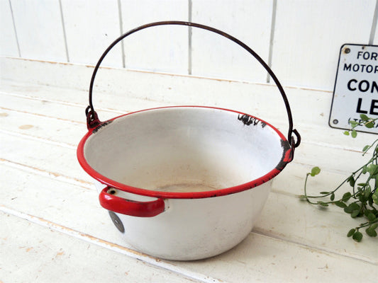 シャビー・白×赤・ハンドル付き・ヴィンテージ・ホーロー鍋・吊り鍋・クッキングポット・ガーデニング