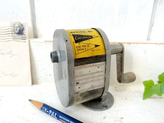 【BOSTON・ボストン】セルロイド製・ヴィンテージ・ペンシルシャープナー・鉛筆削り・USA