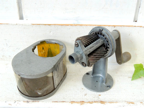 【BOSTON・ボストン】セルロイド製・ヴィンテージ・ペンシルシャープナー・鉛筆削り・USA