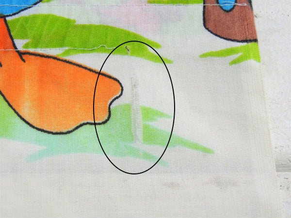 【ミッキー&フレンズ】ディズニー・レインボー柄・ヴィンテージ・カーテン/生地/ハーフシーツ