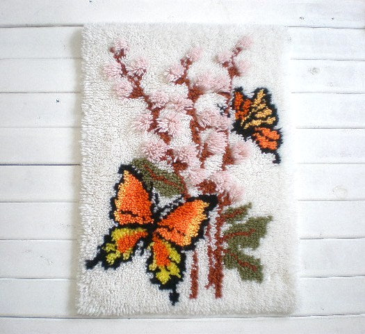 USA 70’s・バタフライ柄ヴィンテージ・フックドラグ/タペストリー