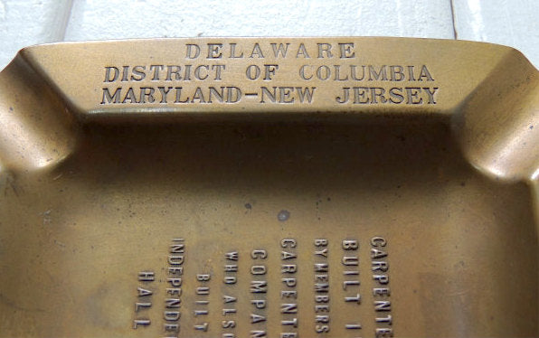 【Carpenters Hall】真鍮製・ヴィンテージ・灰皿・アシュトレイ・マネートレイ  USA