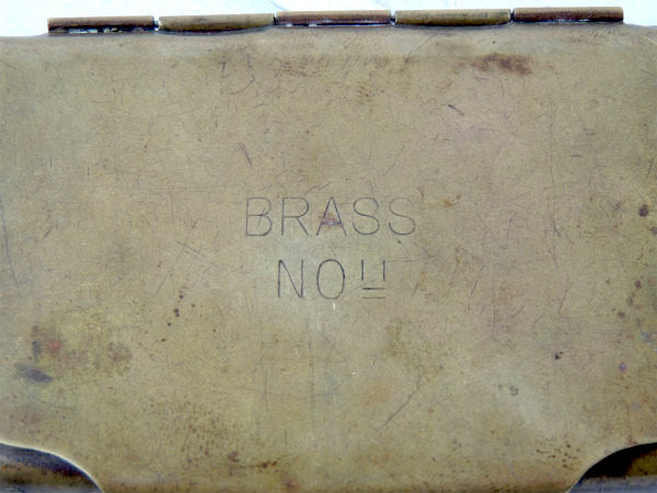 【BRASS・真鍮製】アンティーク&ヴィンテージ・名刺入れ・カードケース・ファッション・アクセサリ